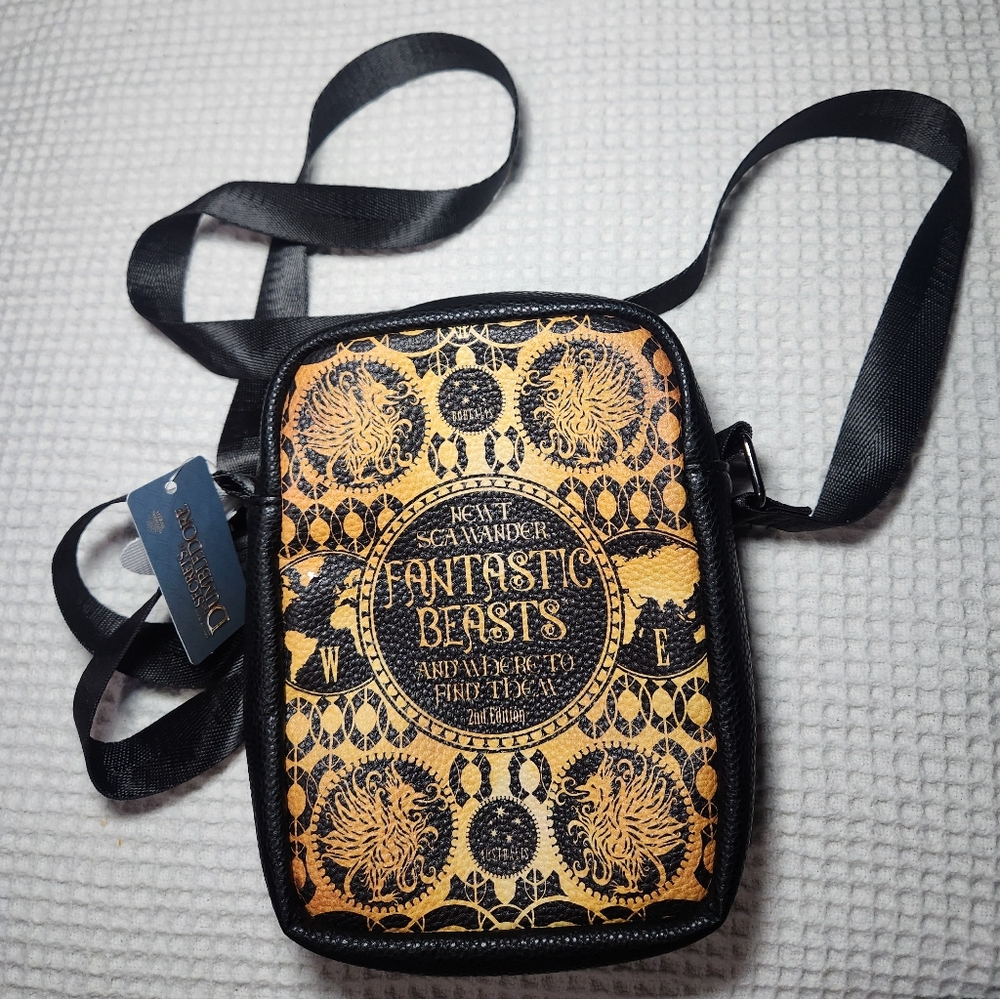 Buckle-Down Fantastic Beats Crossbody Bag NWT Harry Potter